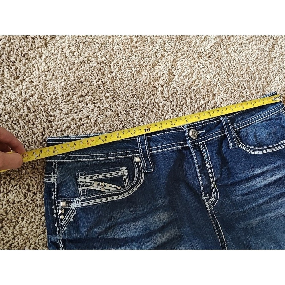 Hydraulic Bailey Women Plus Size 18 Dark Wash Embroidered Denim Capri Jeans - Picture 4 of 16